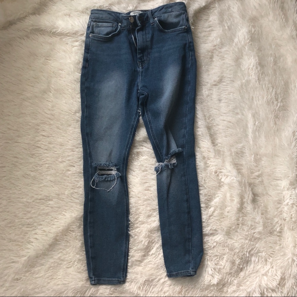 BLUE JEANS(RIPPED)
